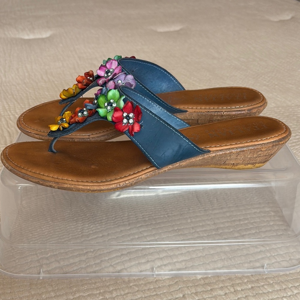 Italian Shoemakers Women's Floral Sandals - Multicolor 10 - Picture 3 of 7